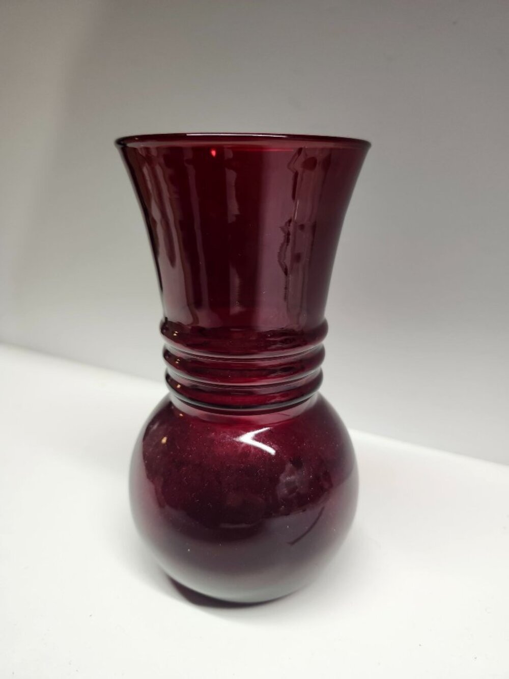 Royal Ruby Anchor Hocking MCM Vintage Red Glass Vase Bulbous Bottom Banded